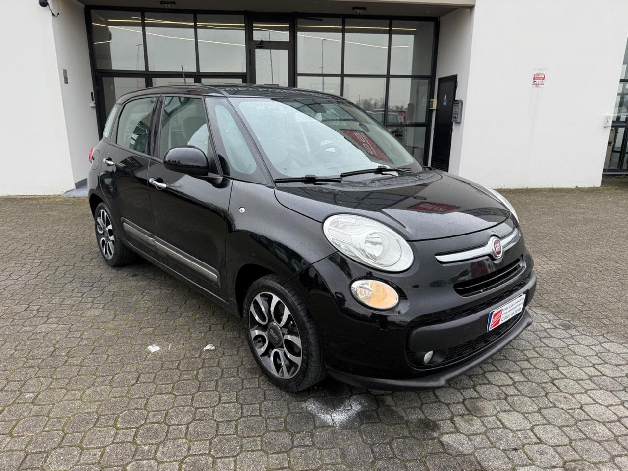 Fiat 500L 1.6 Multijet 120 CV|AUTOCARRO