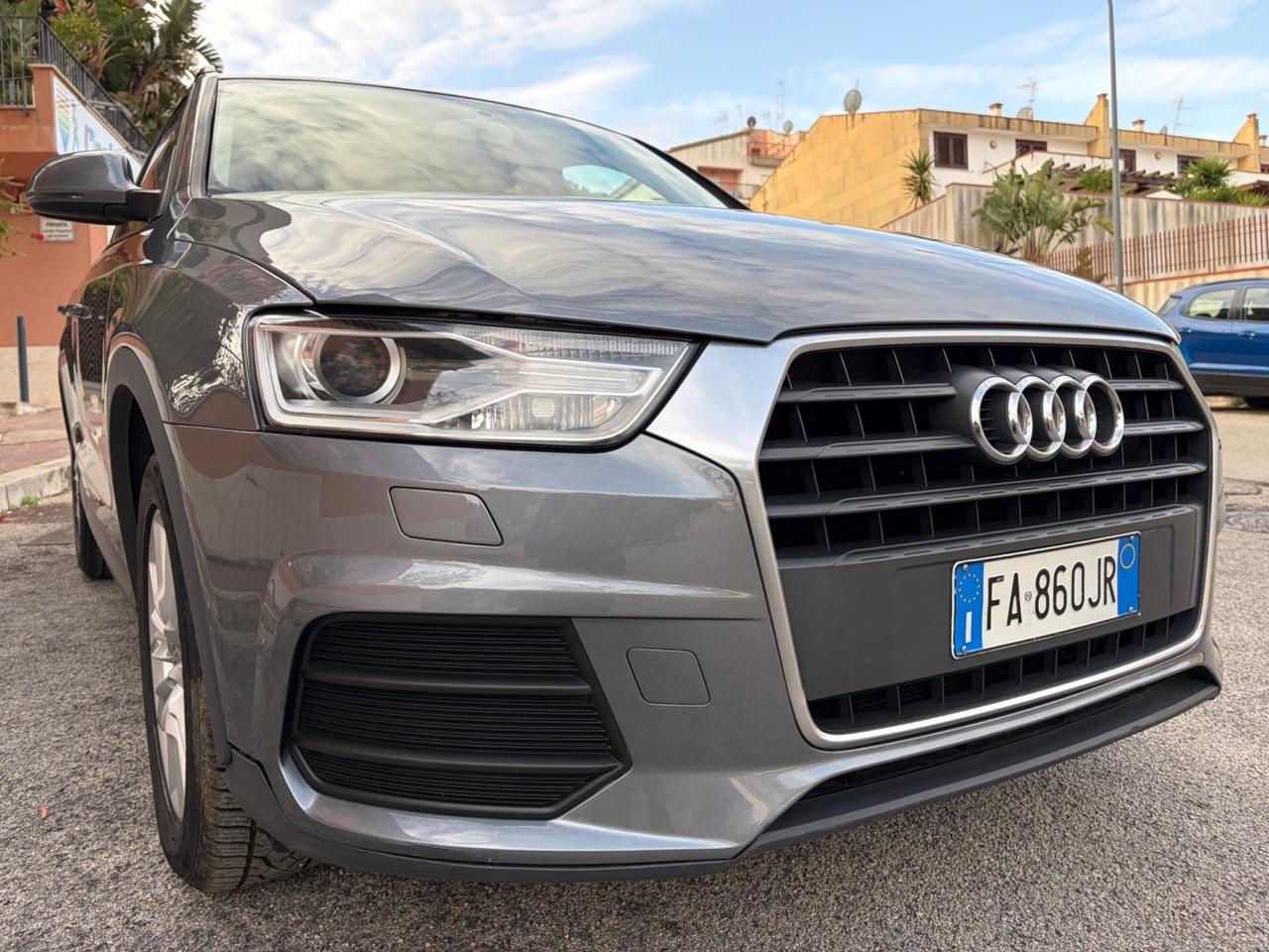 Audi Q3 2.0 TDI 150 CV Sport ok certificati !!!