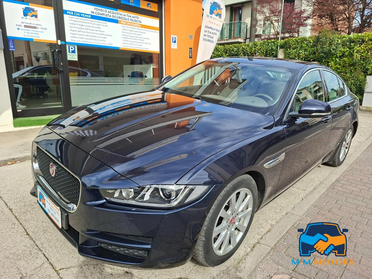 Jaguar XE Berlina XE 2.0d i4 Prestige Business edition 180cv auto my18