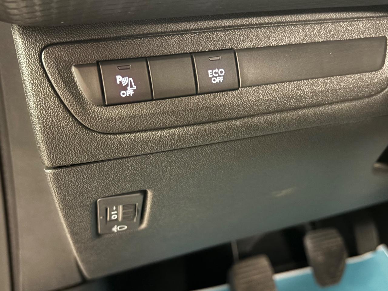 Peugeot 2008 allure 1.2 benzina 110cv 2019 km78000