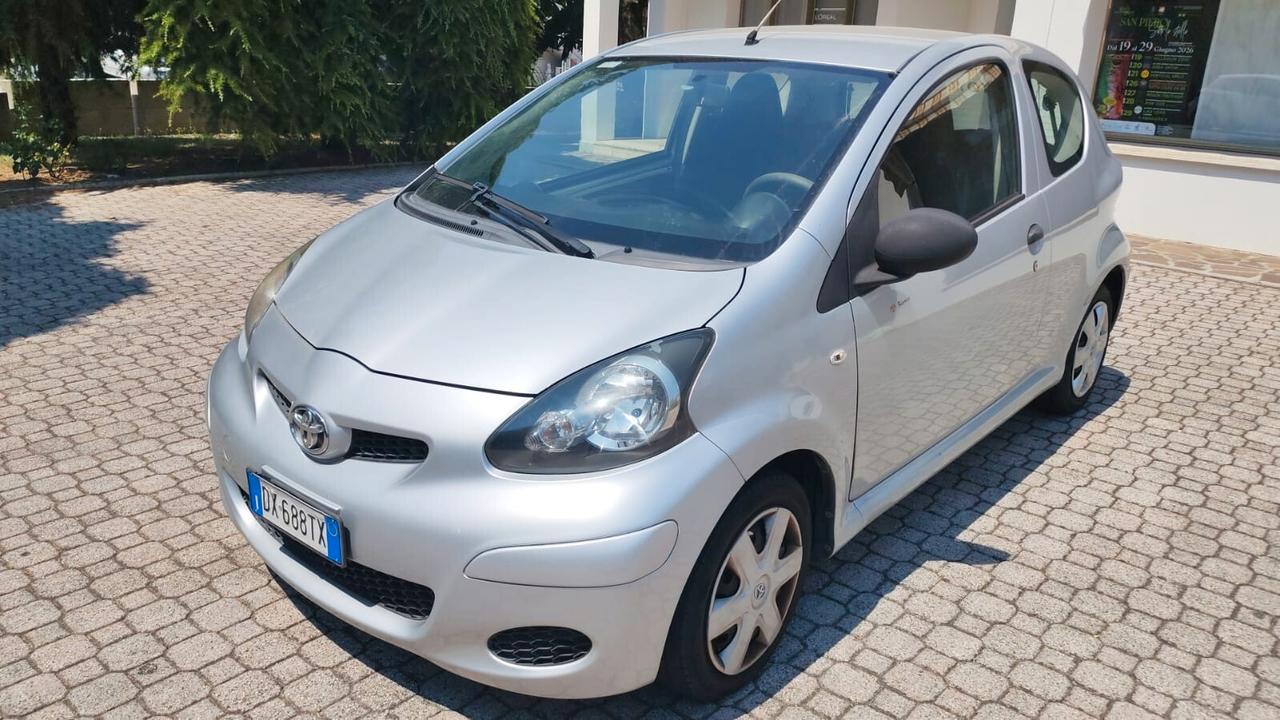 Toyota Aygo 1.0 12V VVT-i 3 porte Now