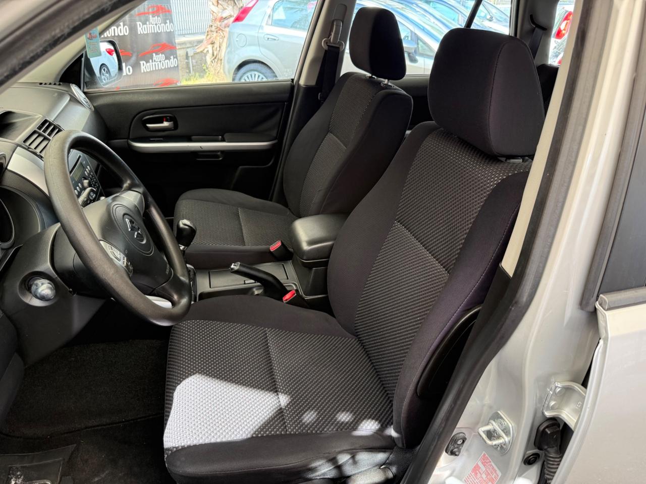 Suzuki Grand Vitara 1.9 DDiS 5 porte