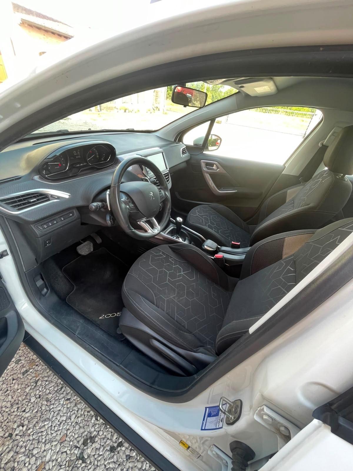Peugeot 2008 1.6 e-HDi 92 CV Stop&Start ETG6 Allure