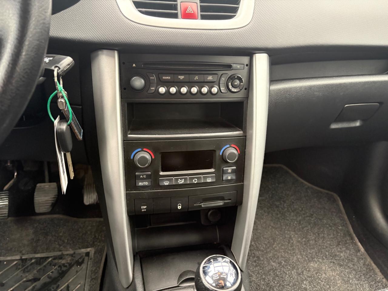 Peugeot 207 Plus 1.4 8V 75CV 5p. ECO GPL