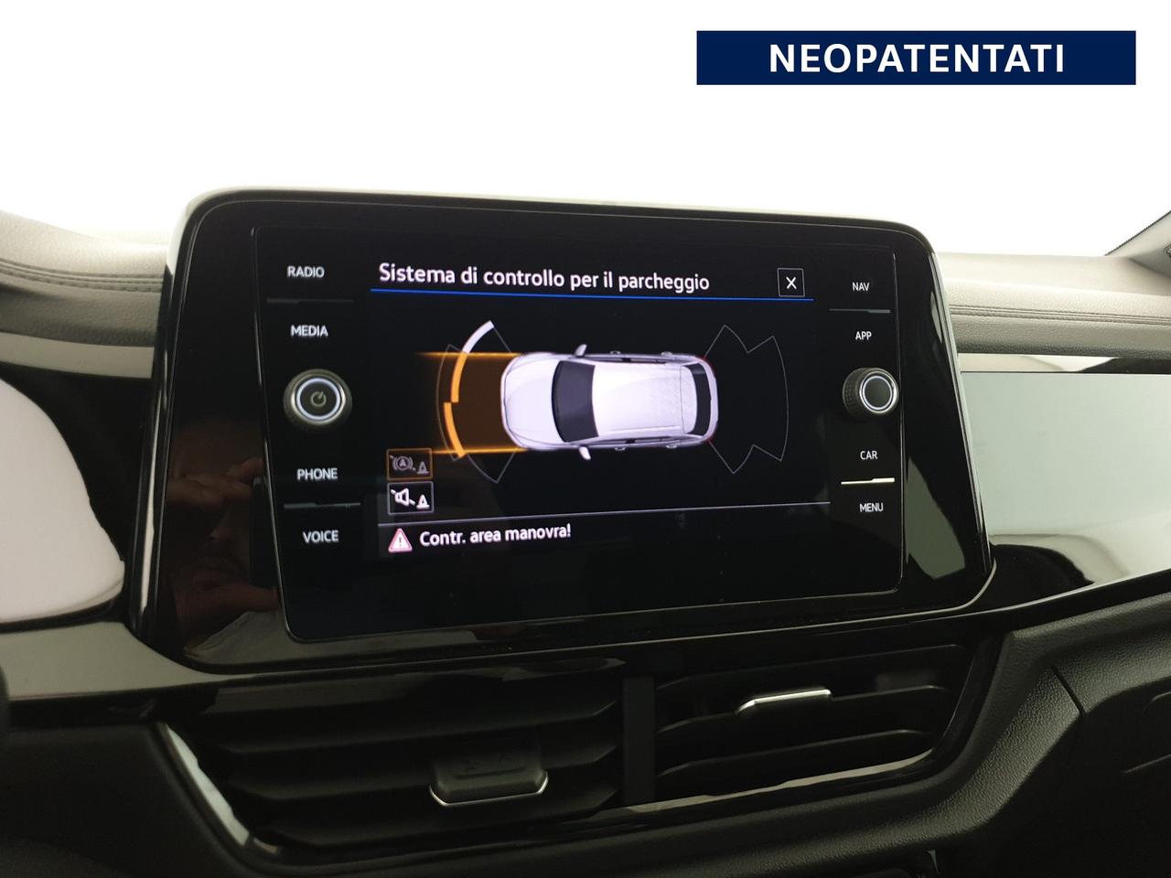 Volkswagen T-Roc 1.0 tsi r-line 110cv