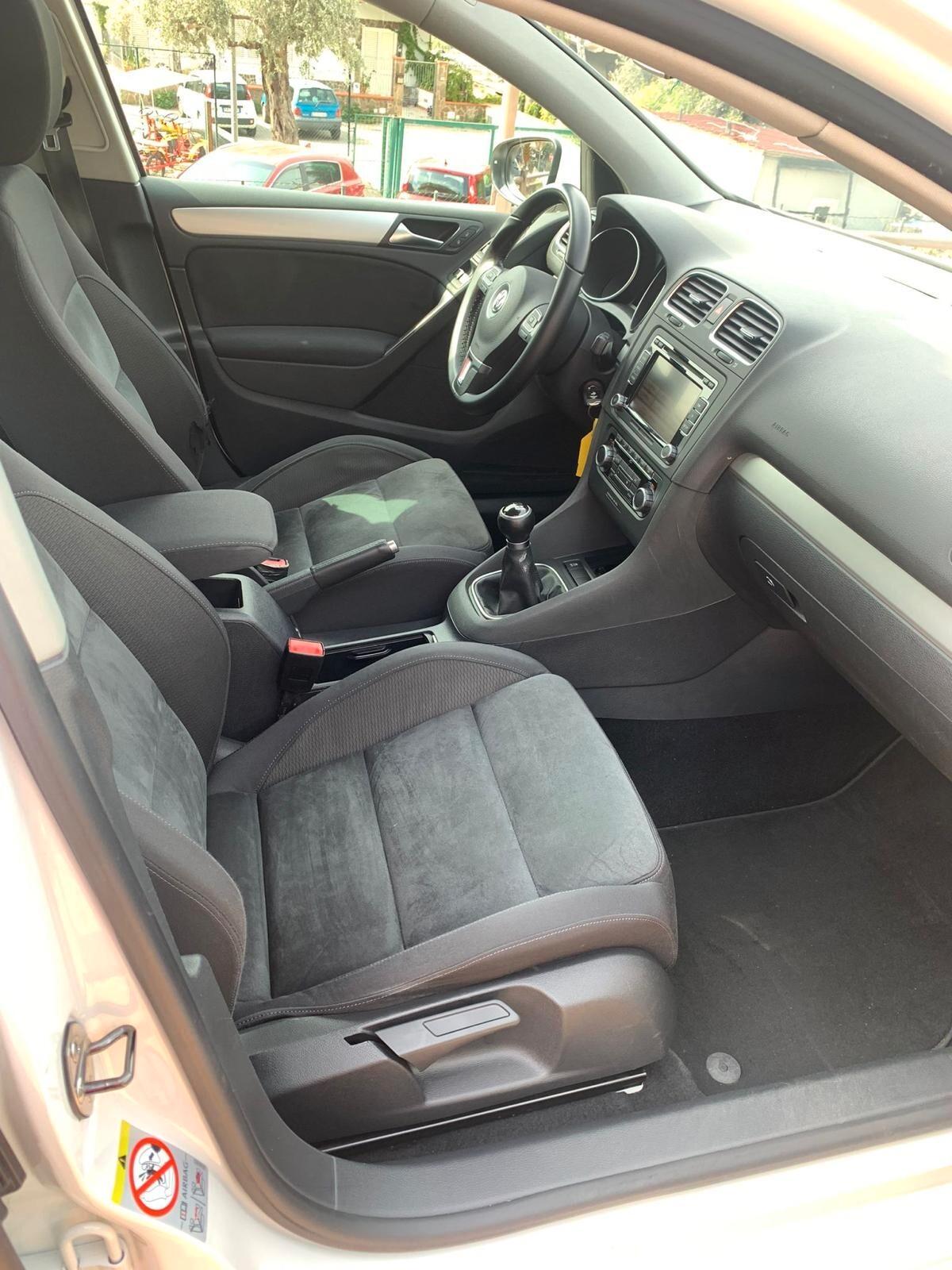 Volkswagen Golf 1.6 TDI DPF 5p. Highline