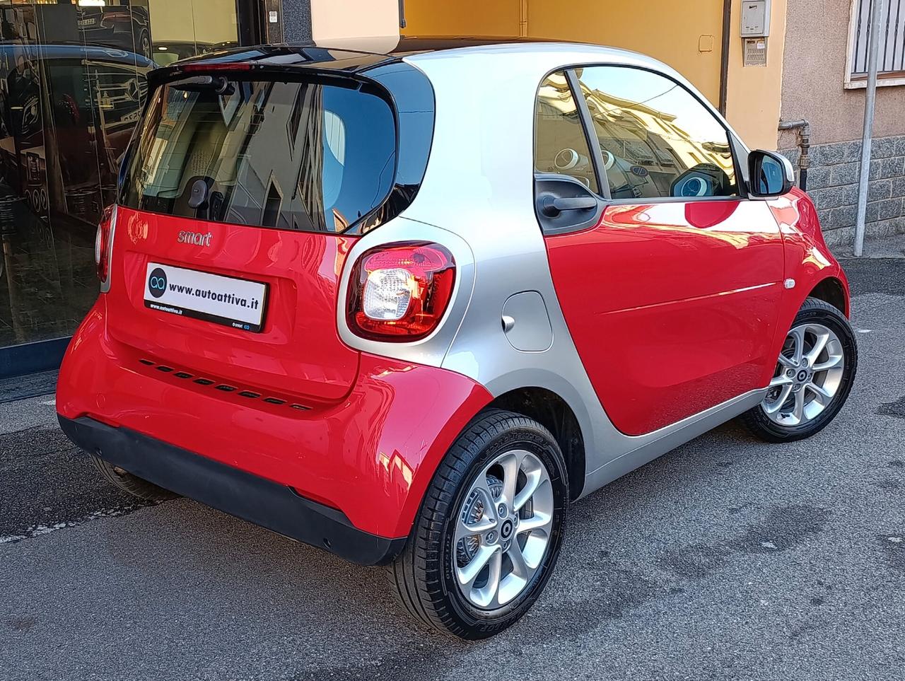 Smart ForTwo 70 1.0 twinamic 2019 km 27.572 certificati