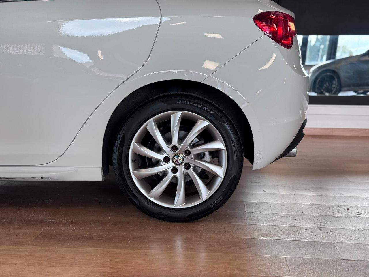 Alfa Romeo Giulietta 2.0 JTDm-2 150 CV Exclusive