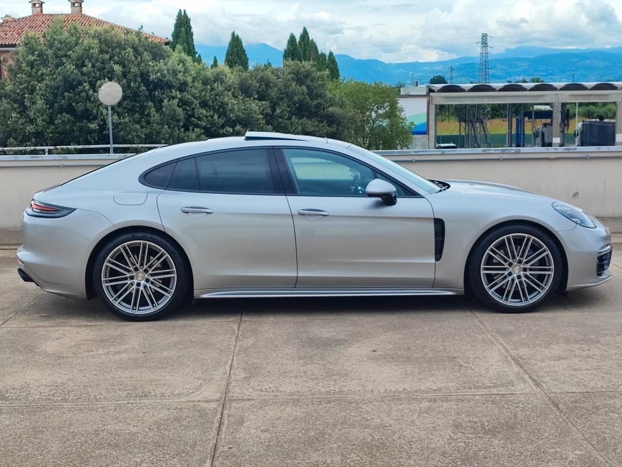 Porsche Panamera 4S Diesel 120000 Km