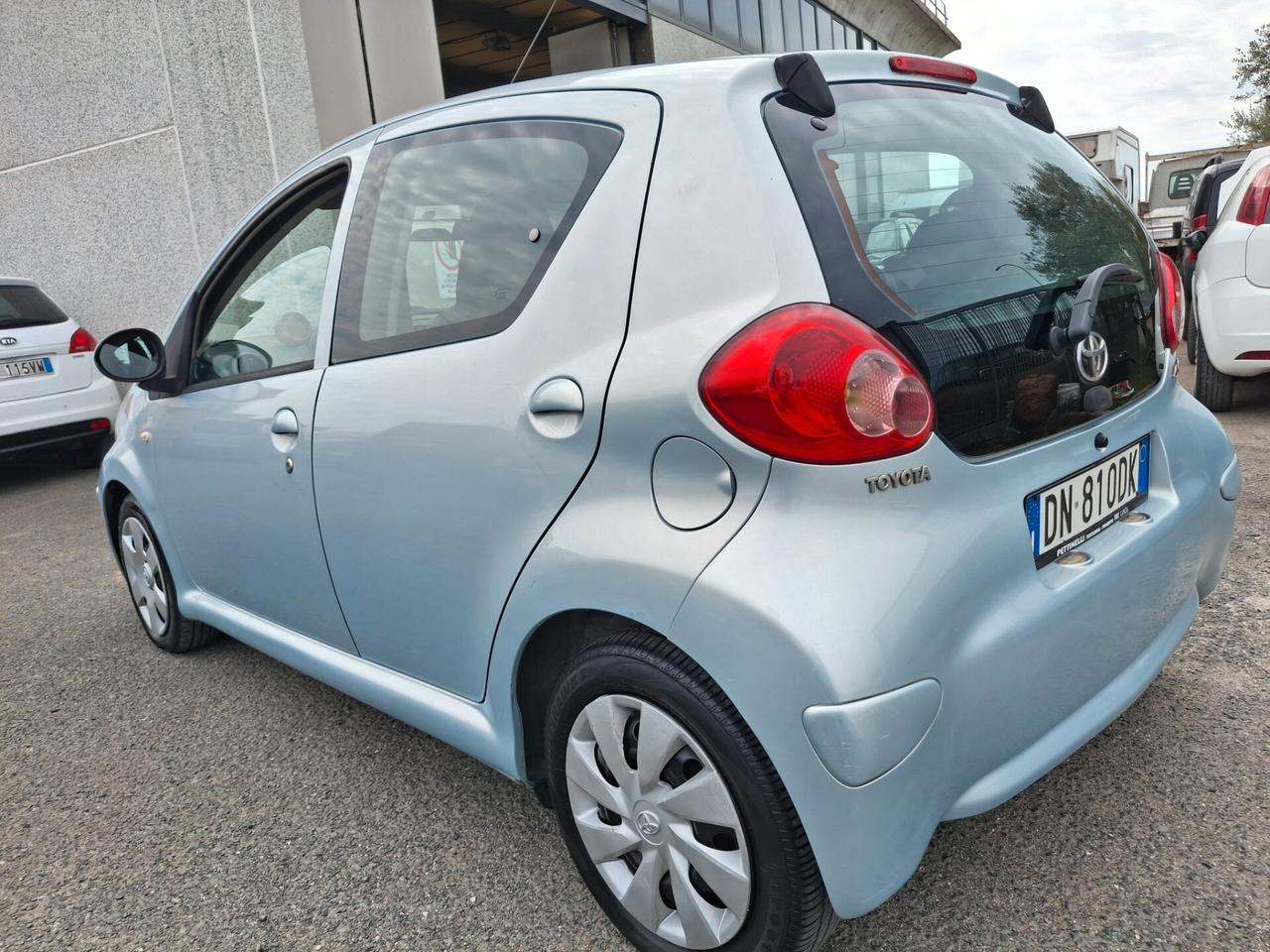 Toyota Aygo 1.0 12V VVT-i 5 Porte-NEOPATENTATI-