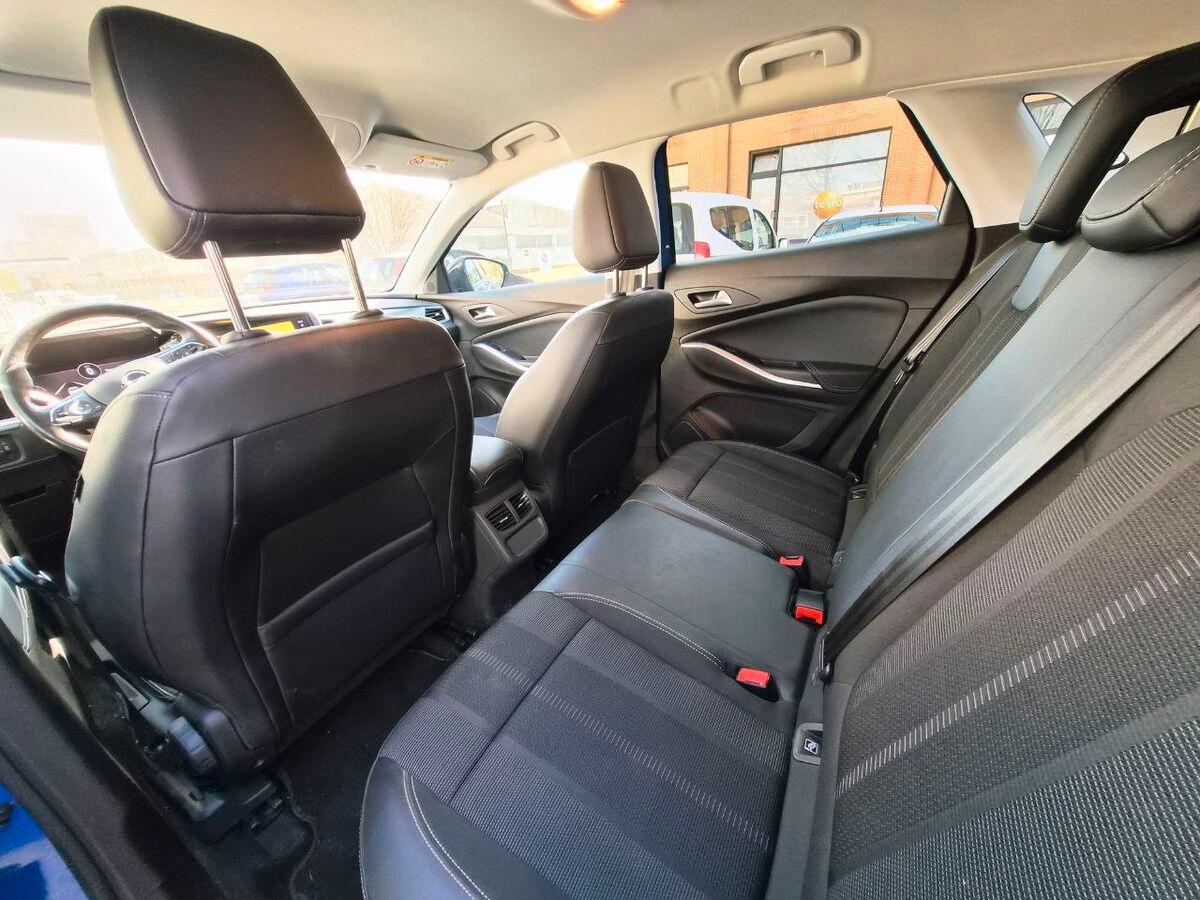 Opel Grandland 1.5 ecotec Bus. Eleg. s&s 130cv at8