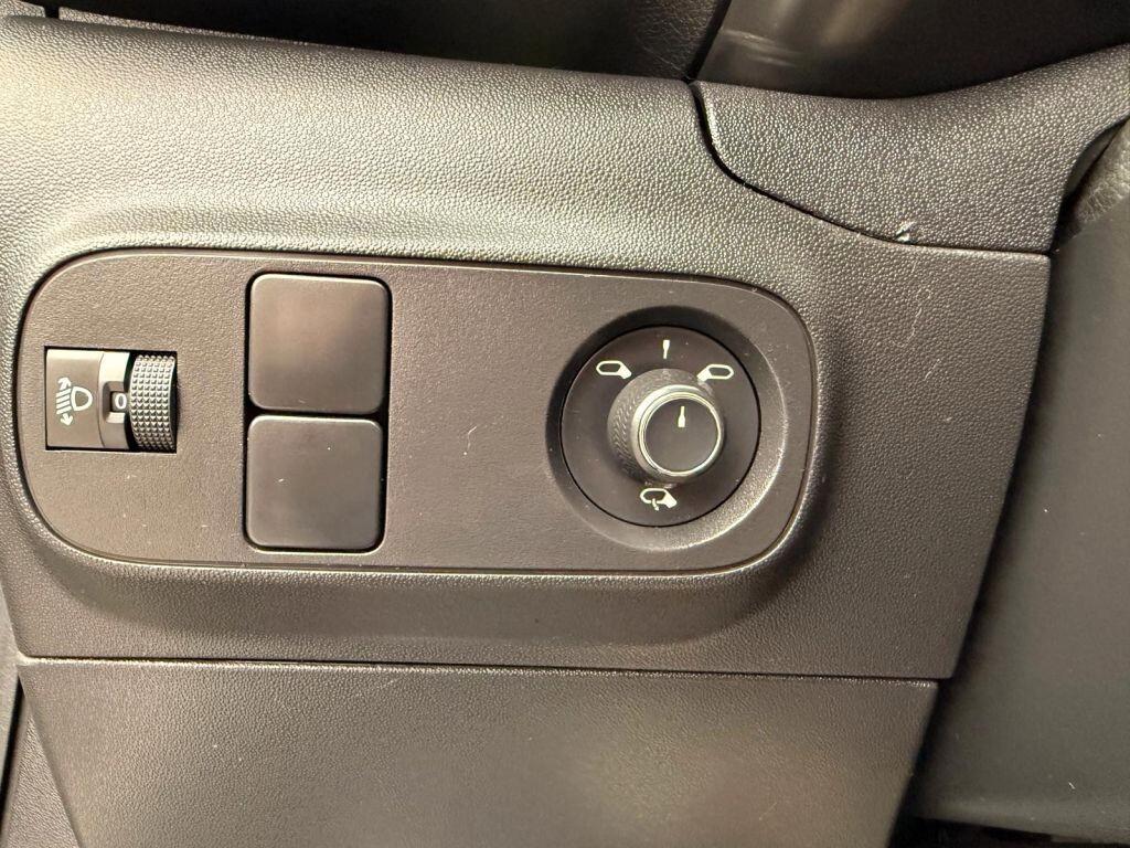 Citroen C3 1.2 EAT6 PureTech S&S "Shine" CAMBIO AUTOMATICO KM 54000