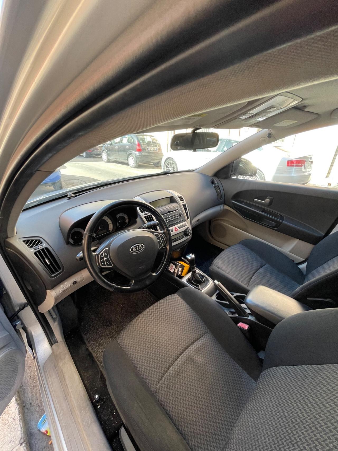 Kia Ceed cee'd 1.6 CRDi VGT 115CV 5p. EX