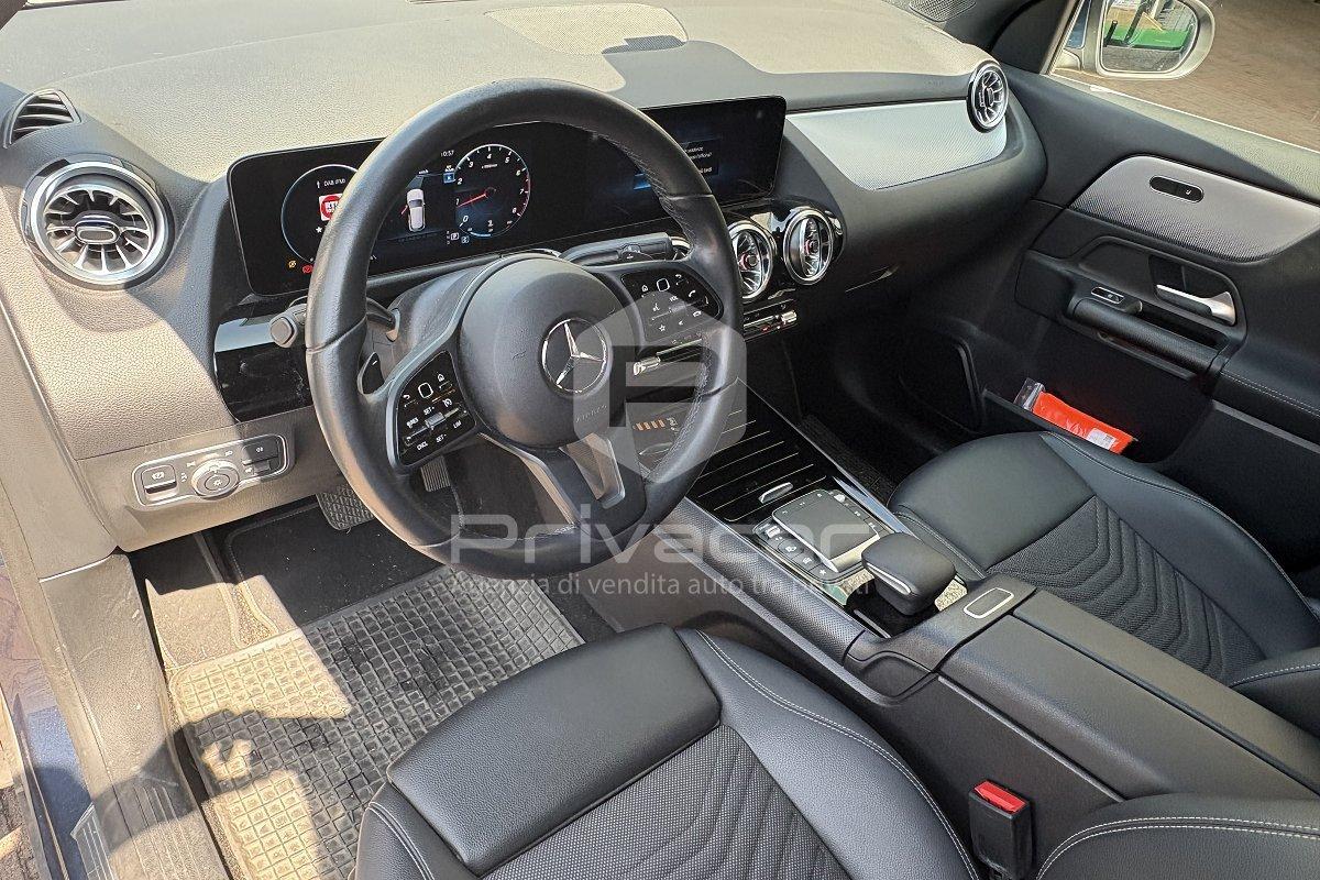MERCEDES GLA 200 Automatic Business