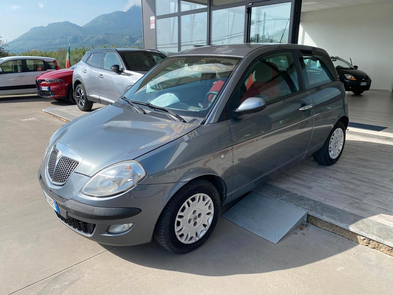 Lancia Ypsilon 1.3 Multijet 16V Argento