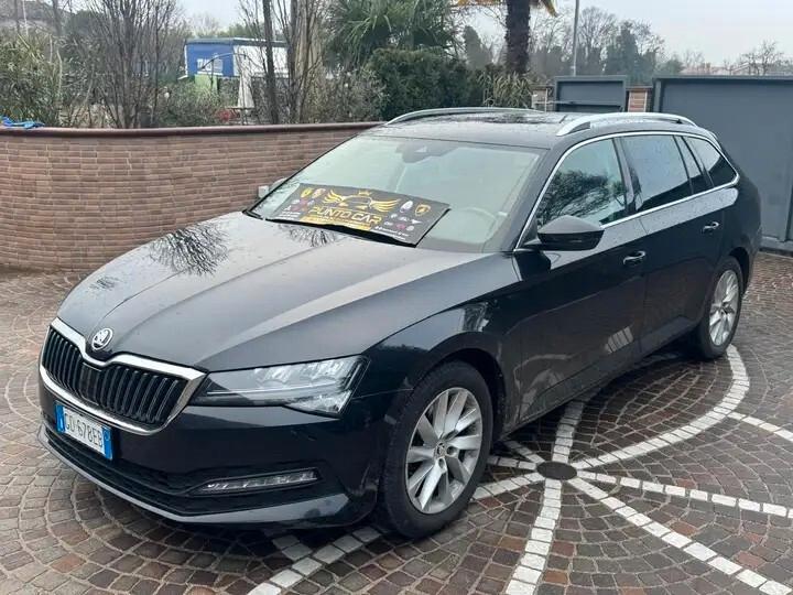 Skoda Superb 2.0 TDI EVO 122 CV SCR DSG Wagon Style
