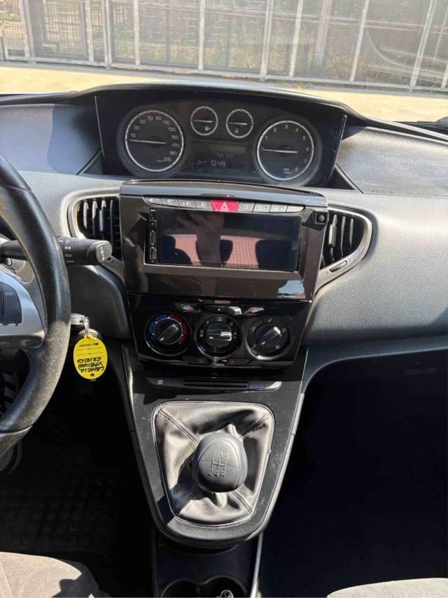 LANCIA Ypsilon 1.2 69 CV 5 porte GPL Gold