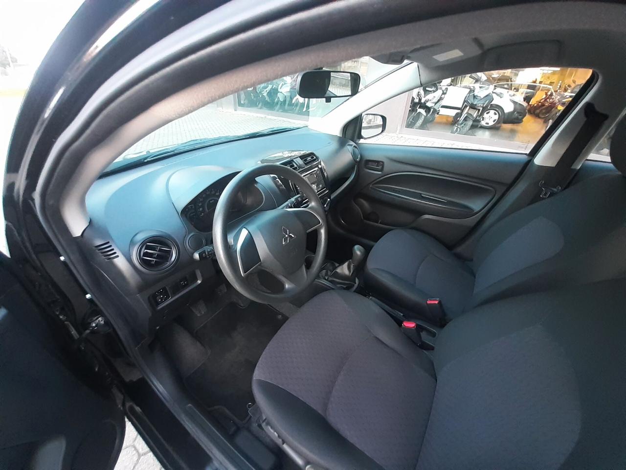 Mitsubishi Space Star 1.0 Invite