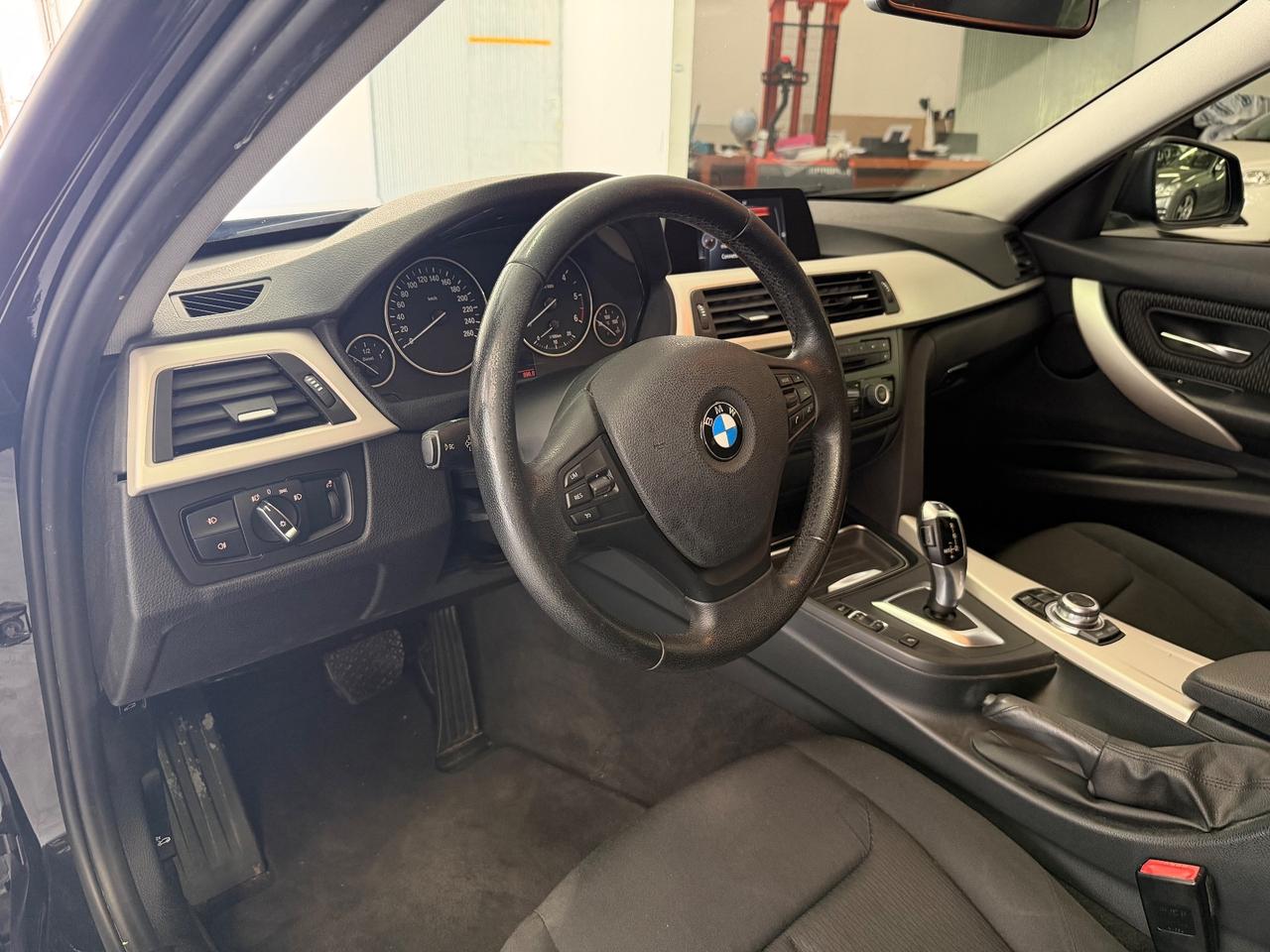 Bmw 320 320d xDrive Touring Business aut.