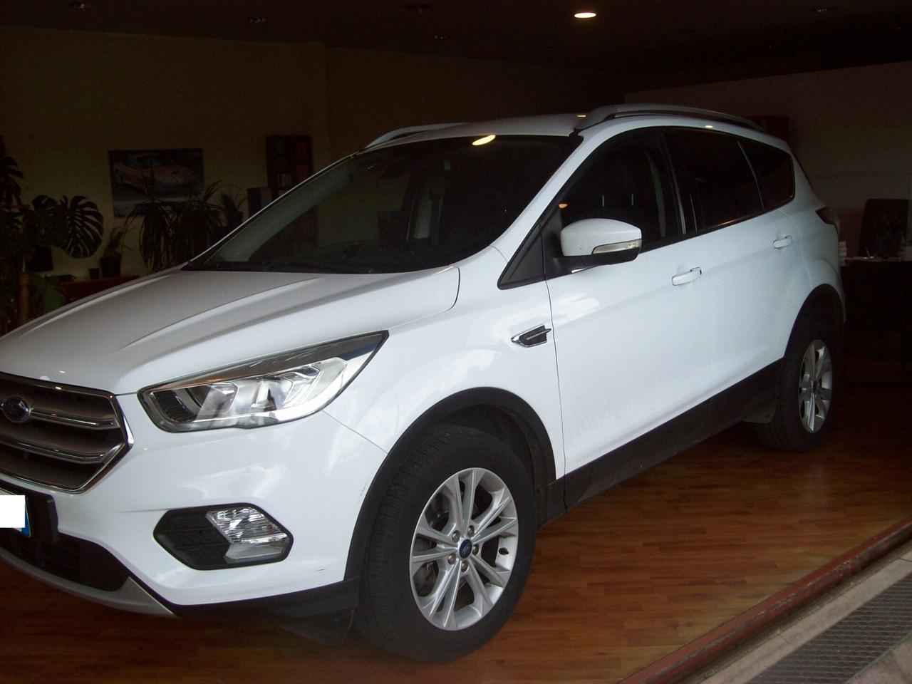 Ford Kuga 1.5 TDCI 120 CV S&S 2WD Titanium