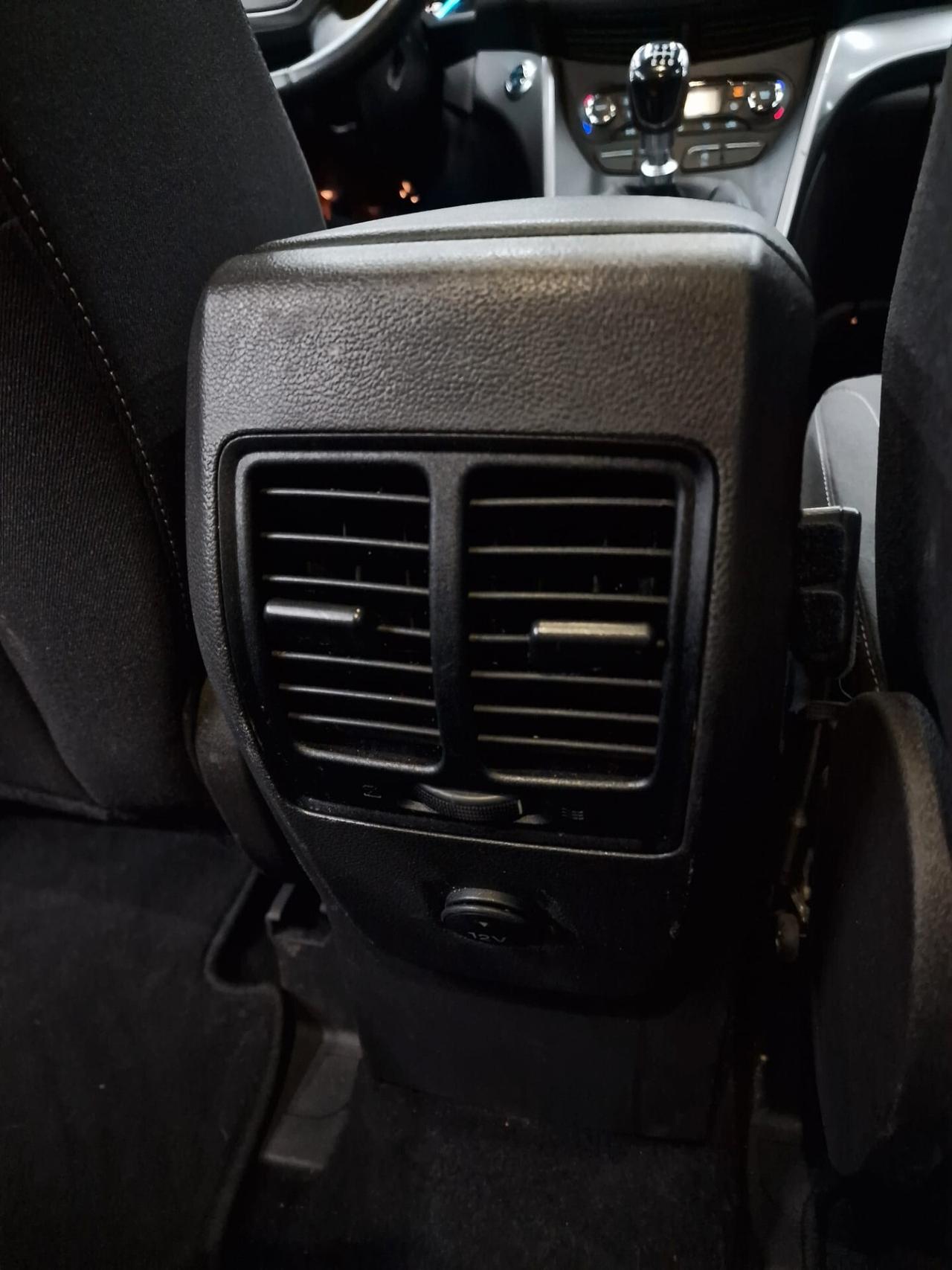 Ford Kuga 2.0 TDCI 150 CV S&S 4WD Titanium