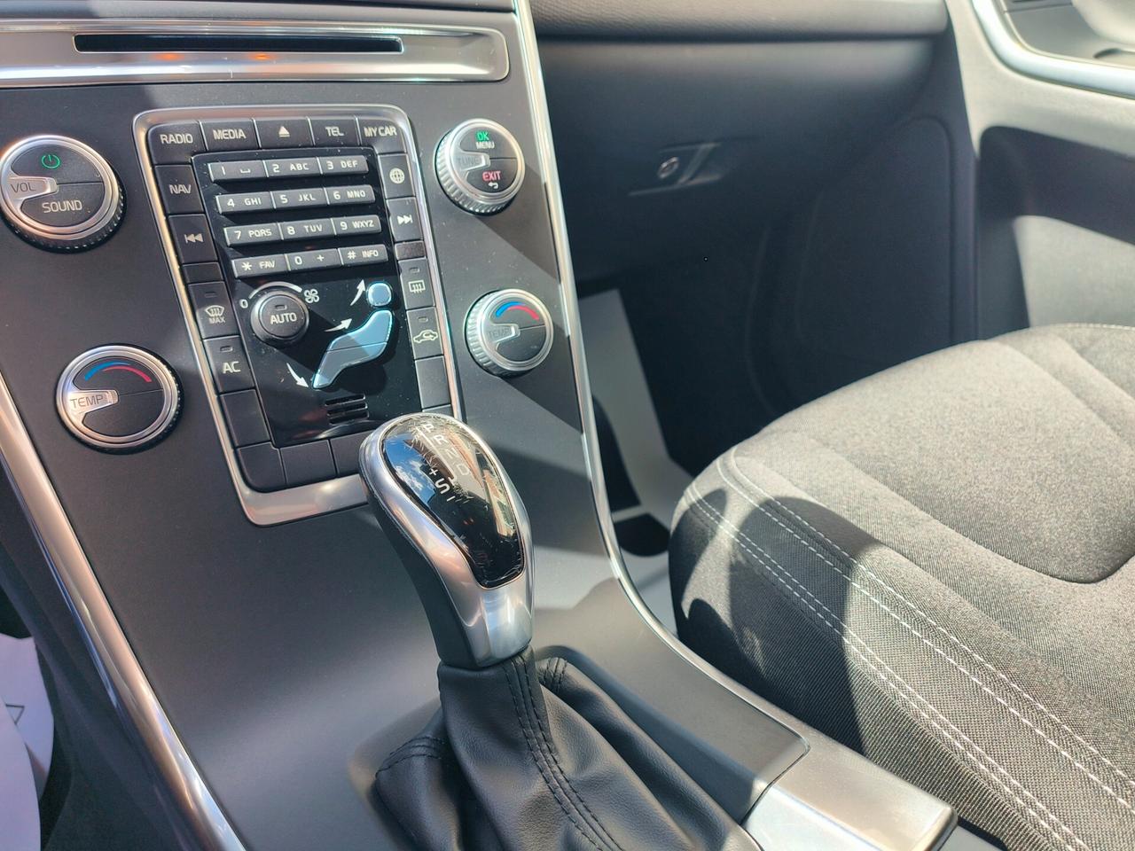 Volvo XC 60 XC60 D3 Geartronic Momentum