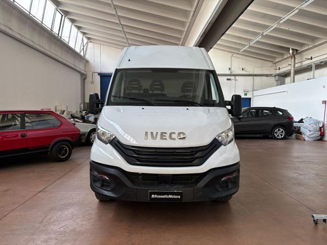 IVECO DAILY FURGONE 3520L H2 BLUE