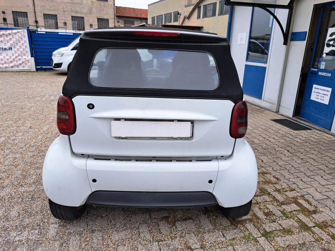 SMART fortwo cabrio grandstyle