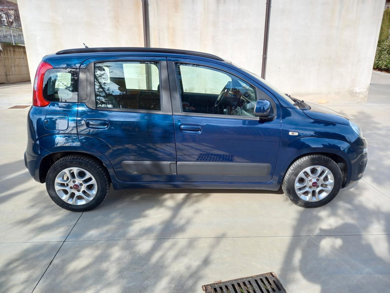 Fiat Panda 1.3 MJT 95 CV Lounge 5 posti