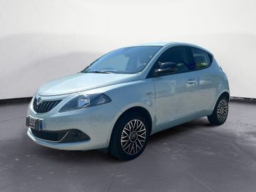 Lancia Ypsilon 1.0 FireFly 70cv Hybrid Platino