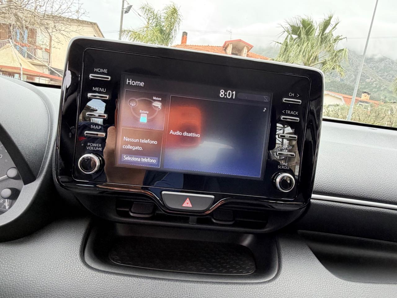 Toyota Yaris 1.5 Hybrid 5 porte Business