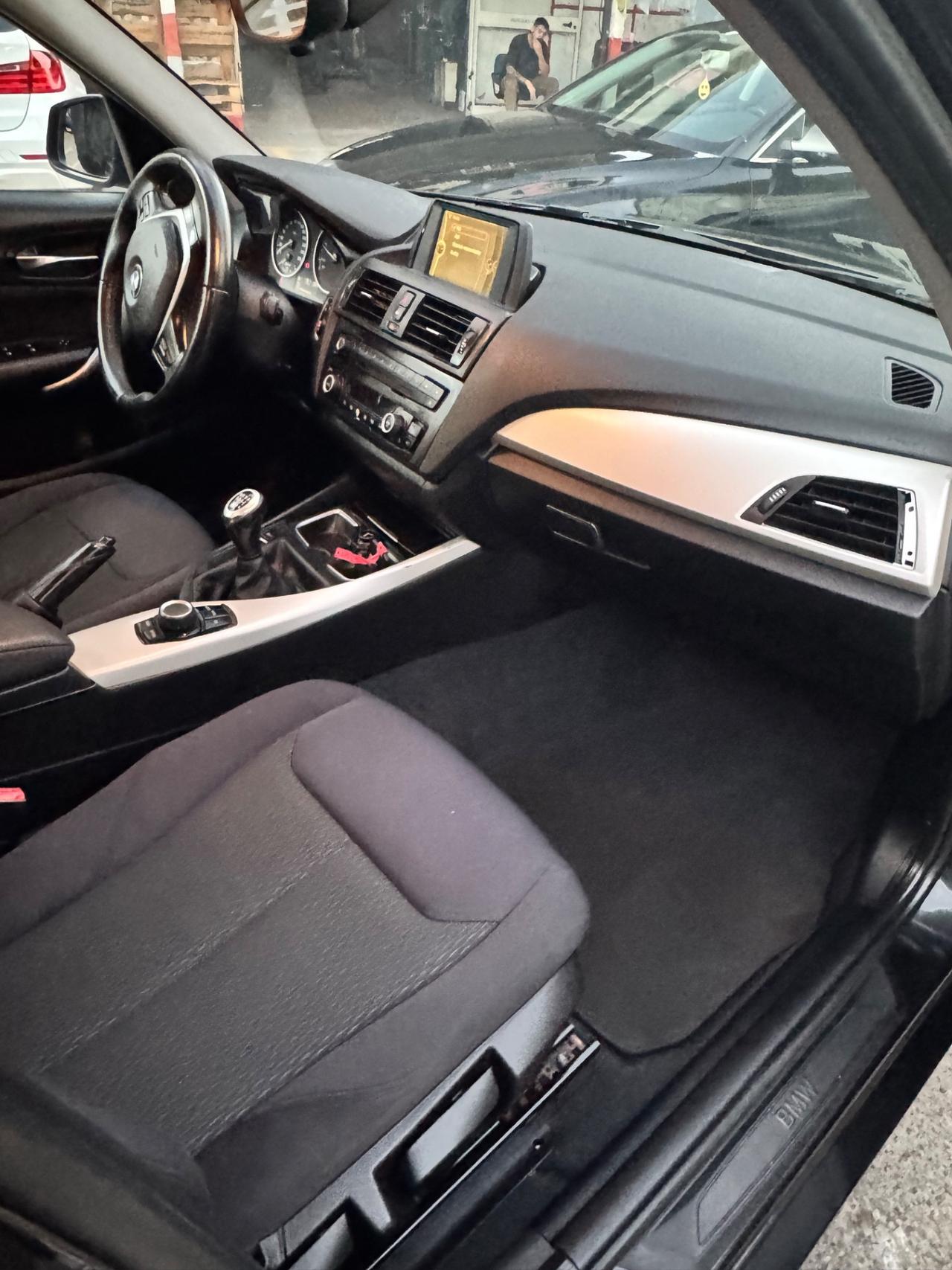 Bmw 118 118d 5p. Sport