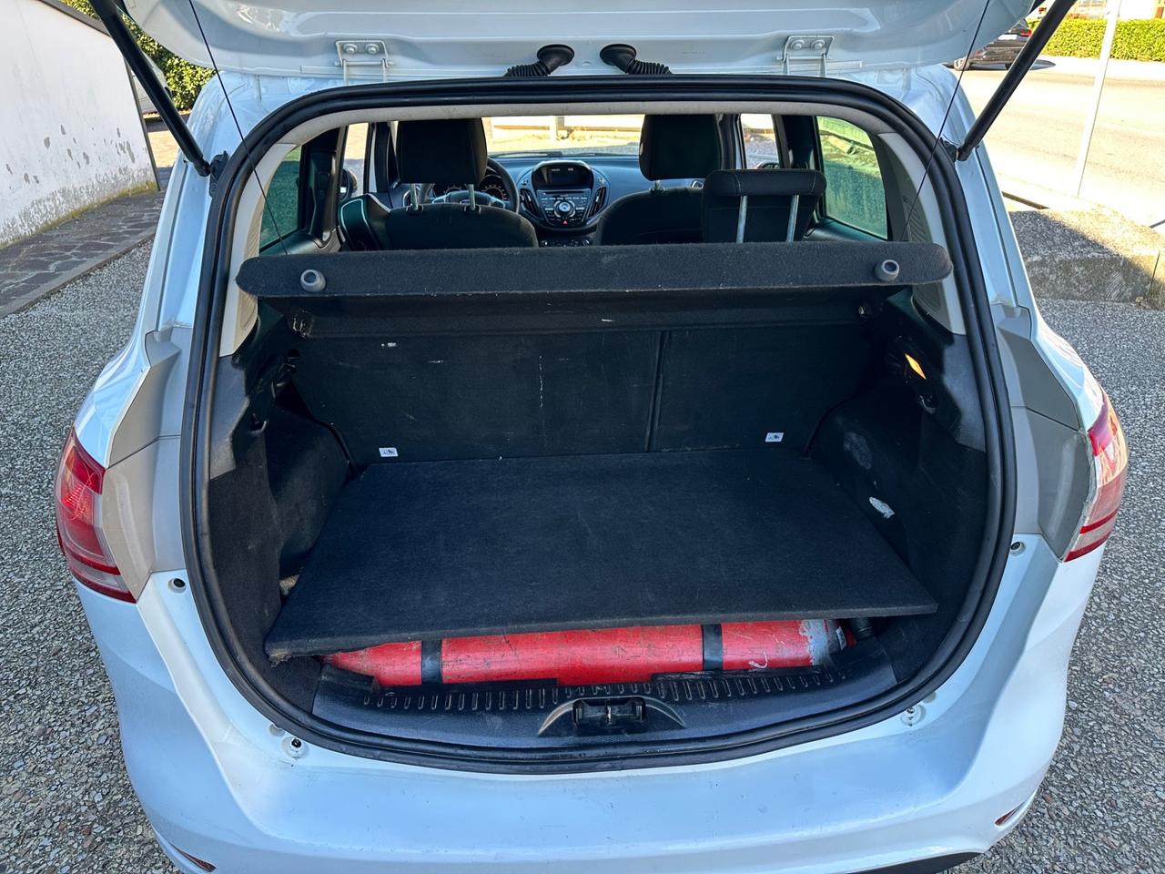 Ford B-Max 1.4 90 CV Titanium metano