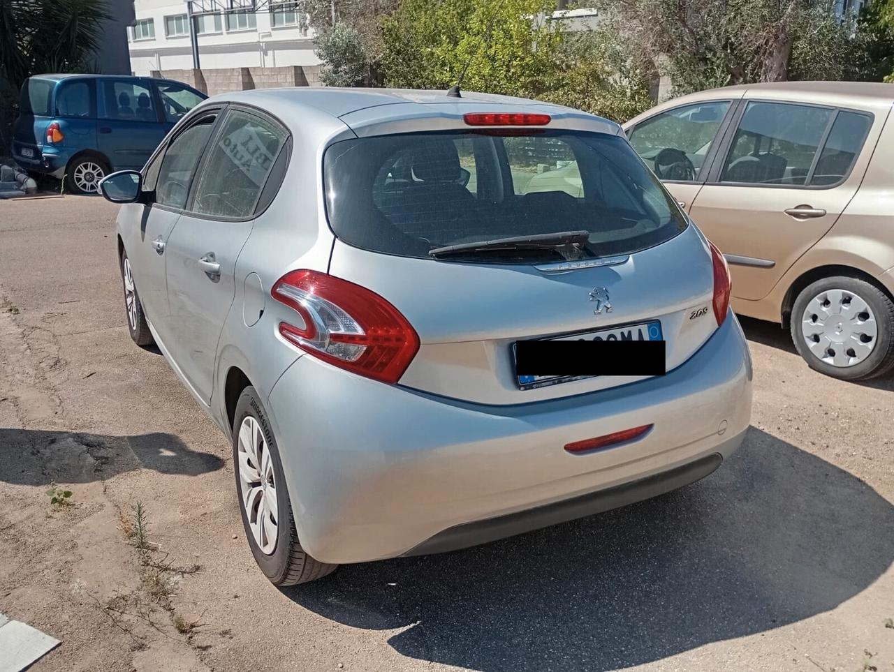 Peugeot 208 1.2 VTi 82 CV 5 porte Access