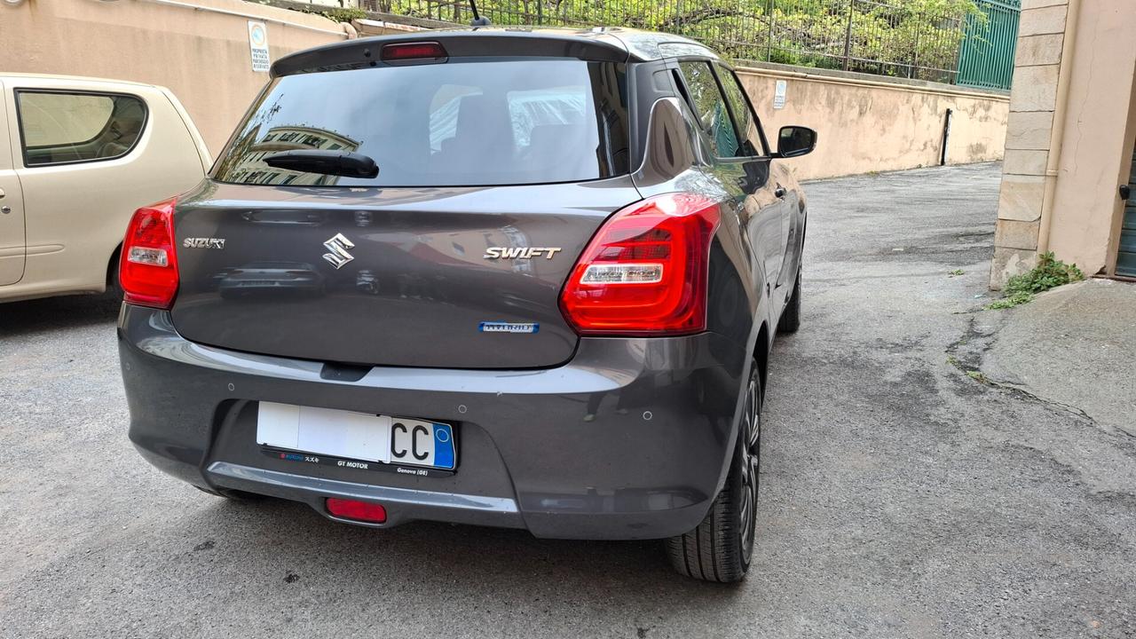 Suzuki Swift 1.2 Hybrid Top
