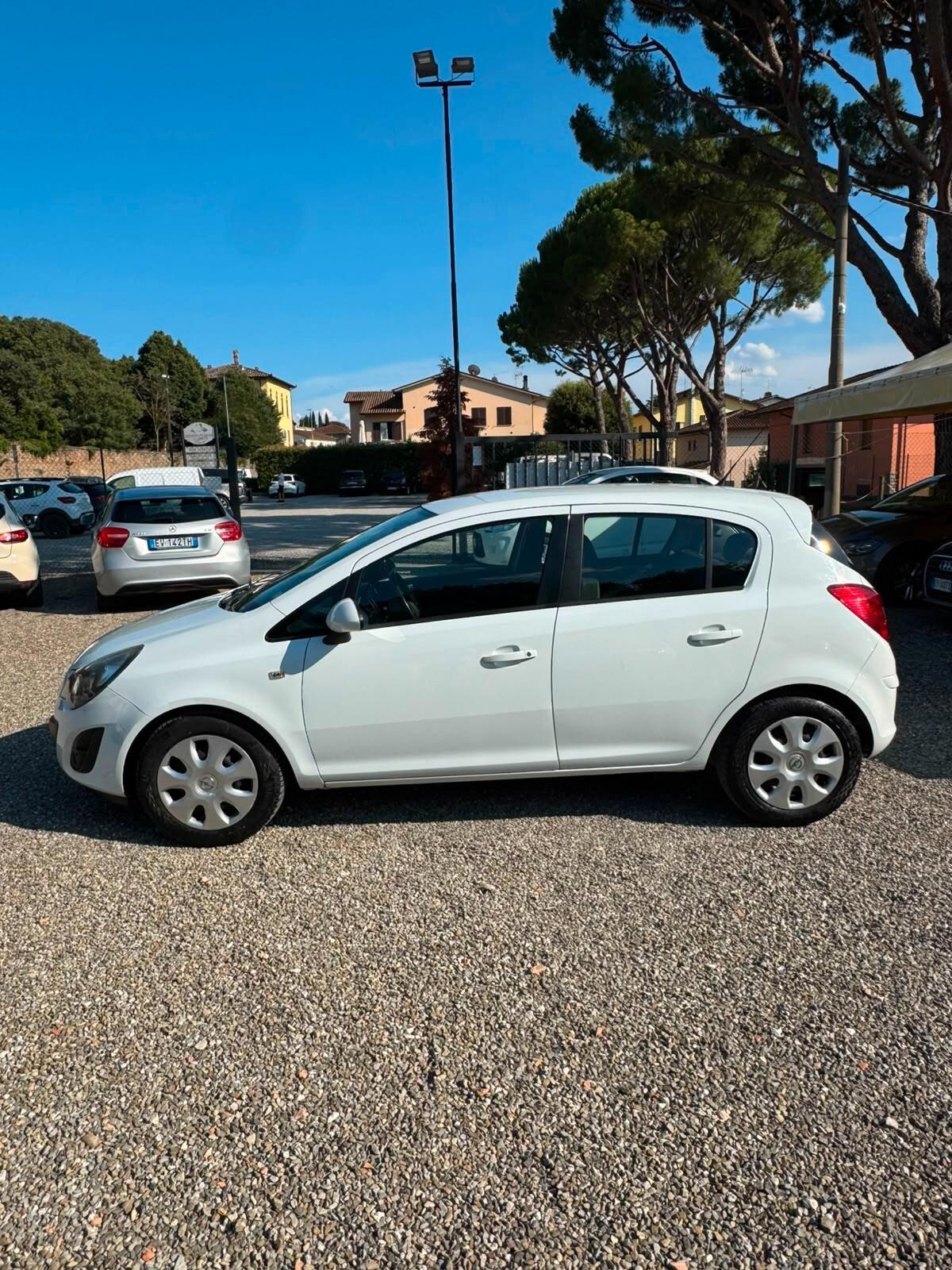 Opel Corsa 1.2 85CV 5 porte GPL-TECH Edition