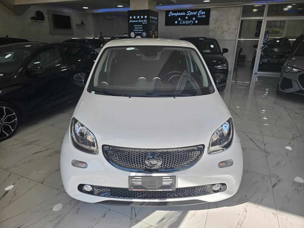 NUOVA SMART FORFOUR PASSION EDITION 1.0 TURBO BENZ 71CV BLACK LINE
