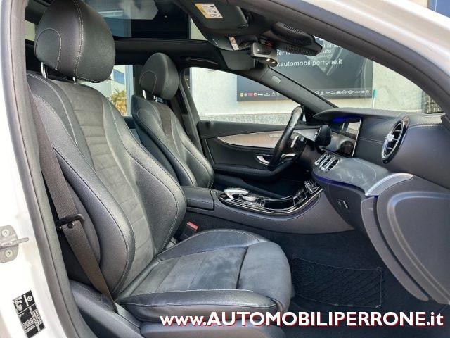 MERCEDES-BENZ E 220 d Auto AMG Premium Plus (Tetto/Led64/Retro/APP)