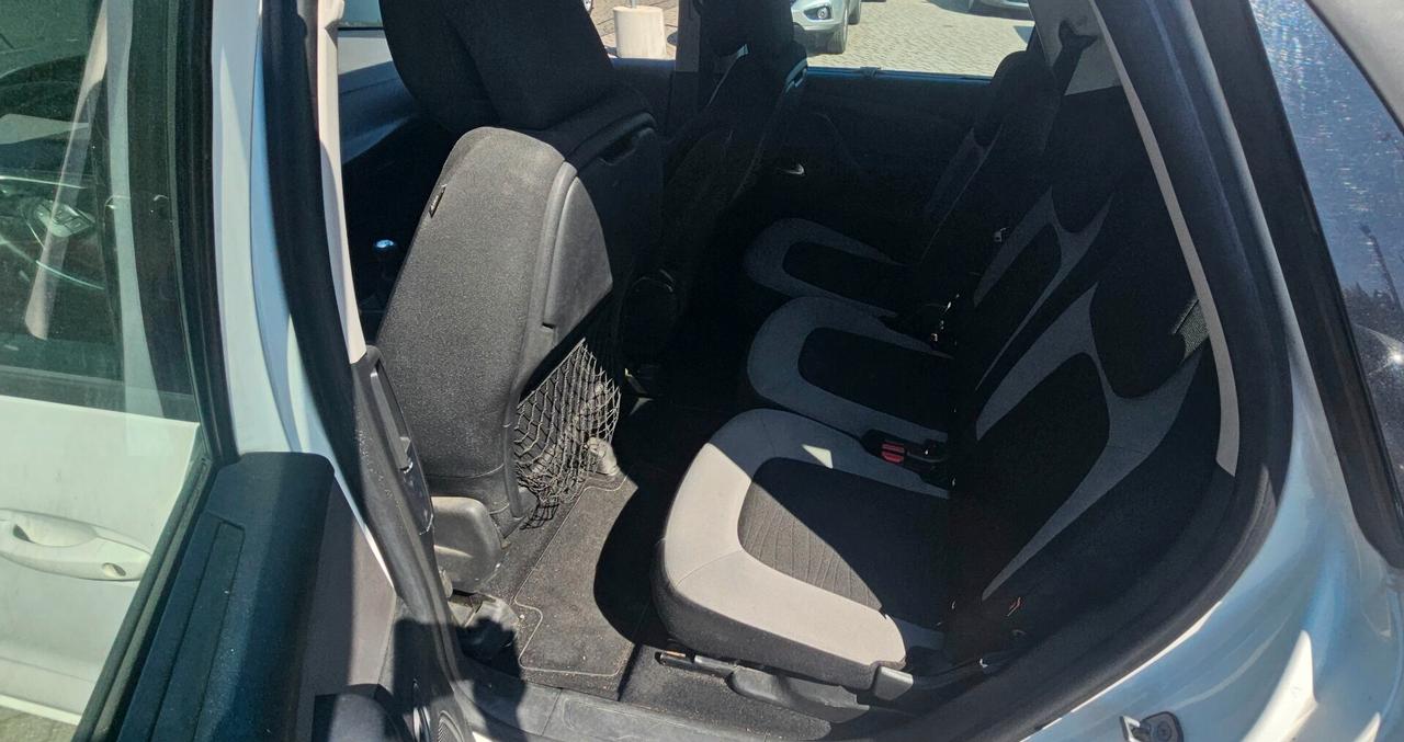 Citroen C4 Picasso 1.6 e-HDi 115 Exclusive GUIDABILE DA NEOPATENTATI