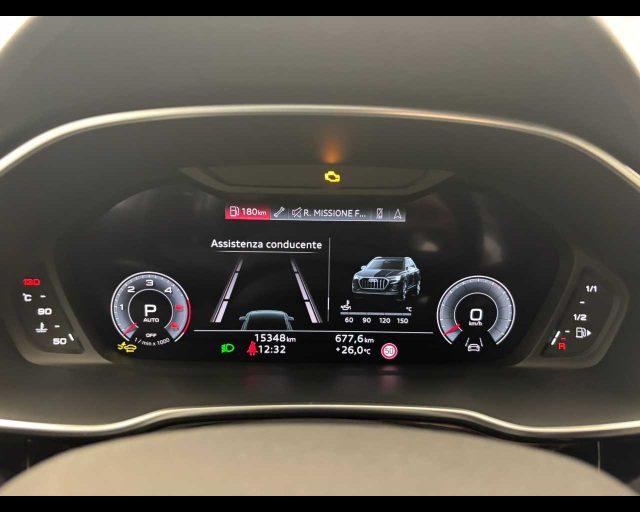 AUDI Q3 35 TDI S tronic Business Advanced