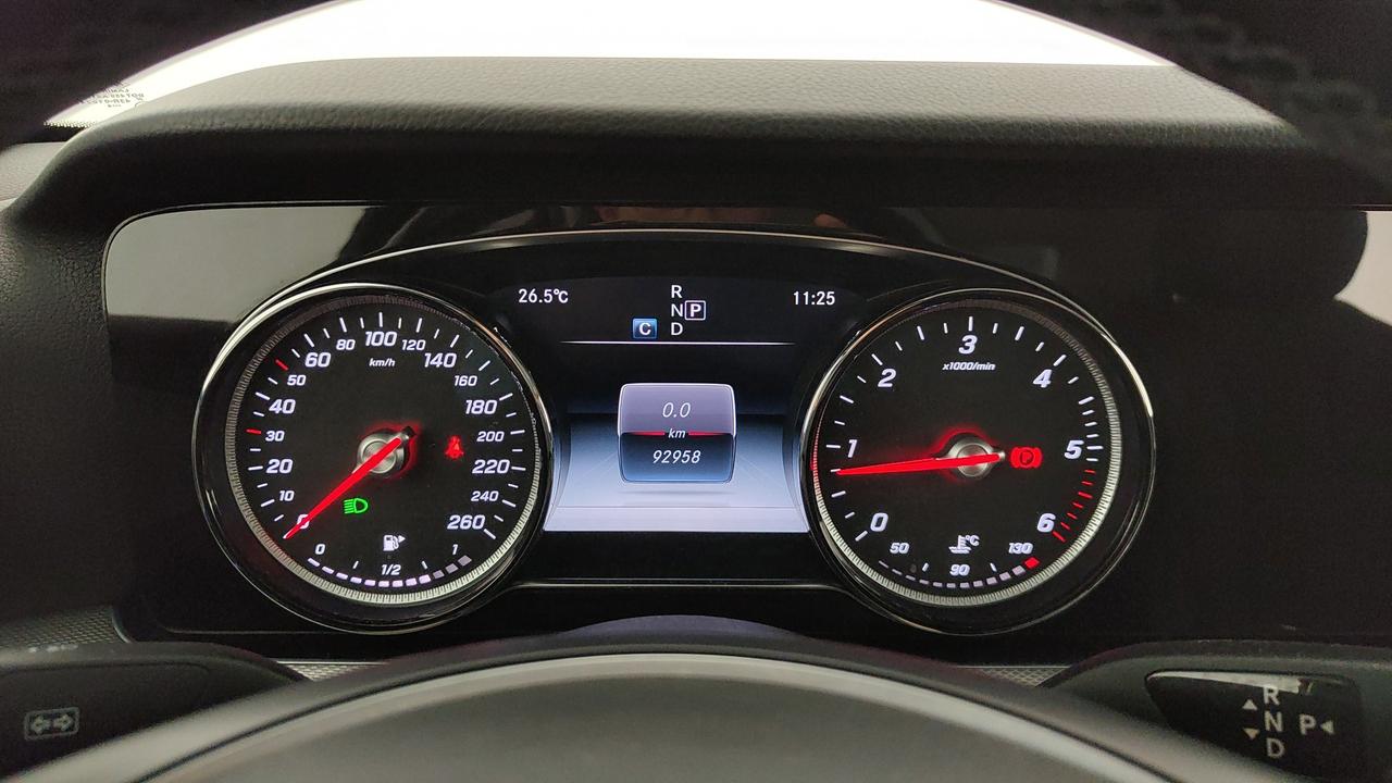 Mercedes-Benz E 220 d Business Sport auto