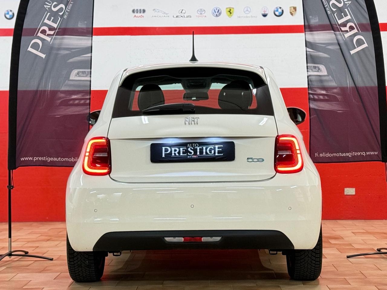 Fiat 500 500e 42 kWh La Prima