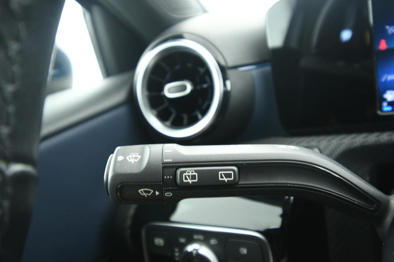 Mercedes-Benz A 180 d Business auto NEOPATENTATI+CAMERA+LED