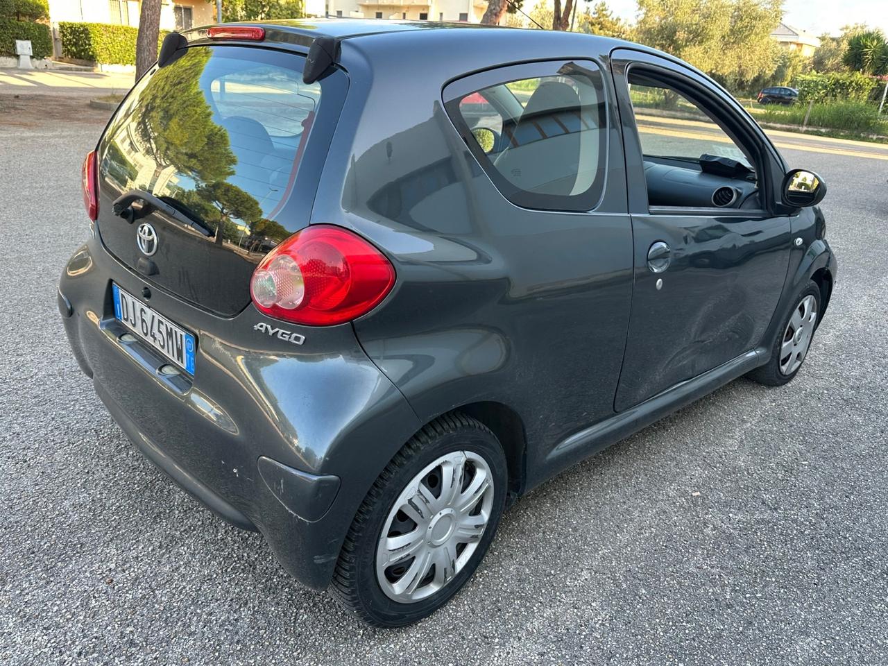 Toyota Aygo 1.0 12V VVT-i 3 porte Sol