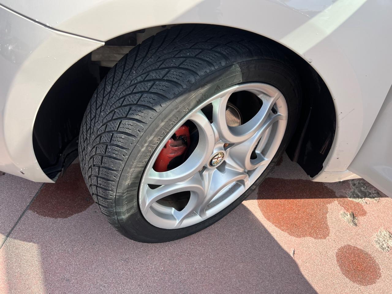 Alfa Romeo MiTo 1.3 JTDm-2 95 CV S&S Distinctive Sport Pack