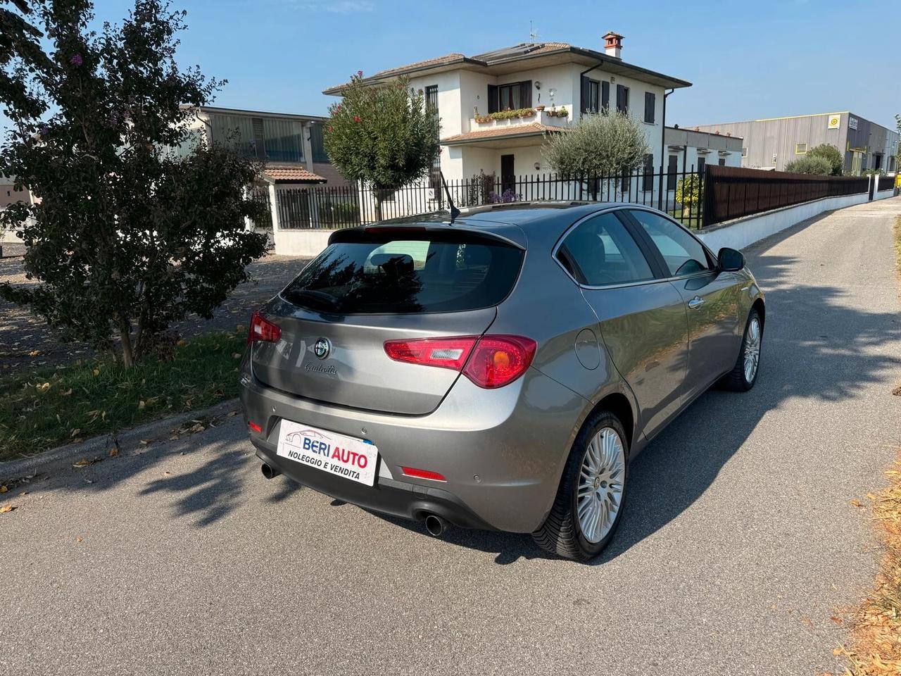 Alfa Romeo Giulietta adatta neopatentati