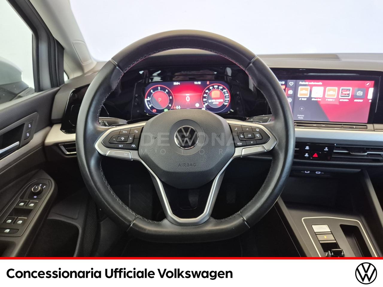 Volkswagen Golf 2.0 tdi life 150cv dsg