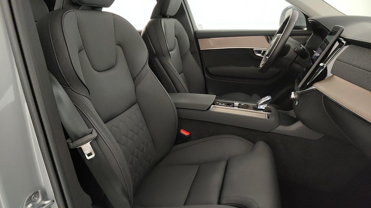 VOLVO XC90 2.0 b5 Plus Bright awd 7p.ti auto