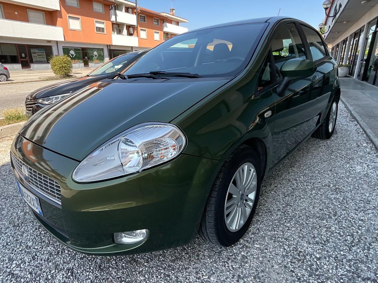 Grande Punto 1.9 MJT 120 CV 5 porte Emotion