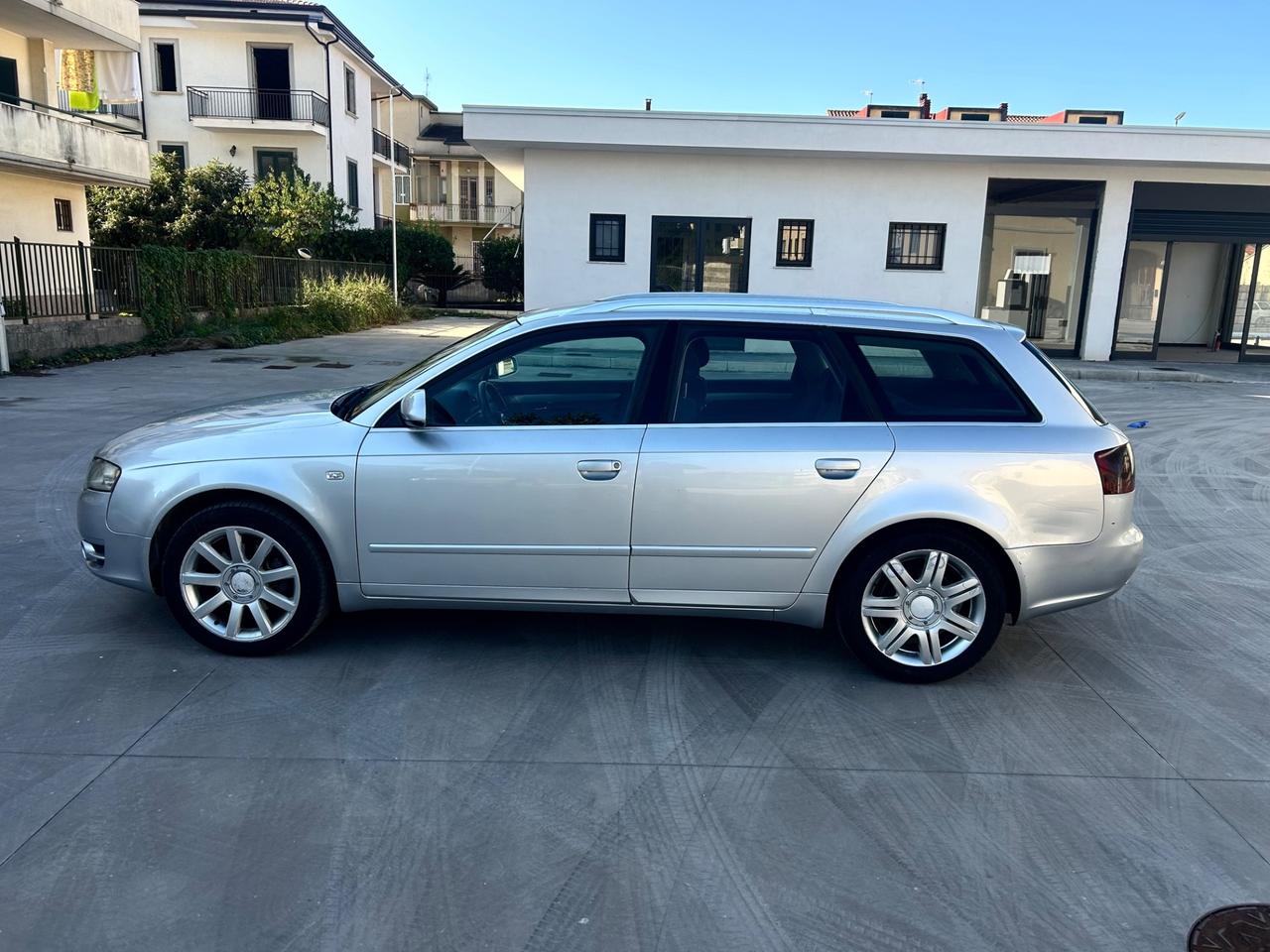 Audi A4 2.0 16V TDI Avant Top